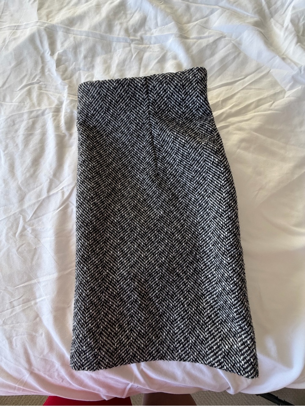 H&M Black and White Skirt - Picture 3 of 4